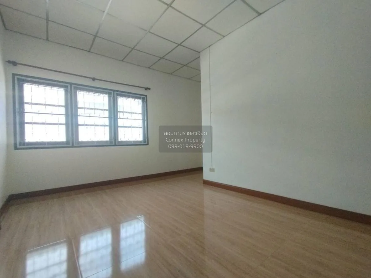 For Sale Townhouse/Townhome  , Taweethong 3  Bang Bo , newly reno