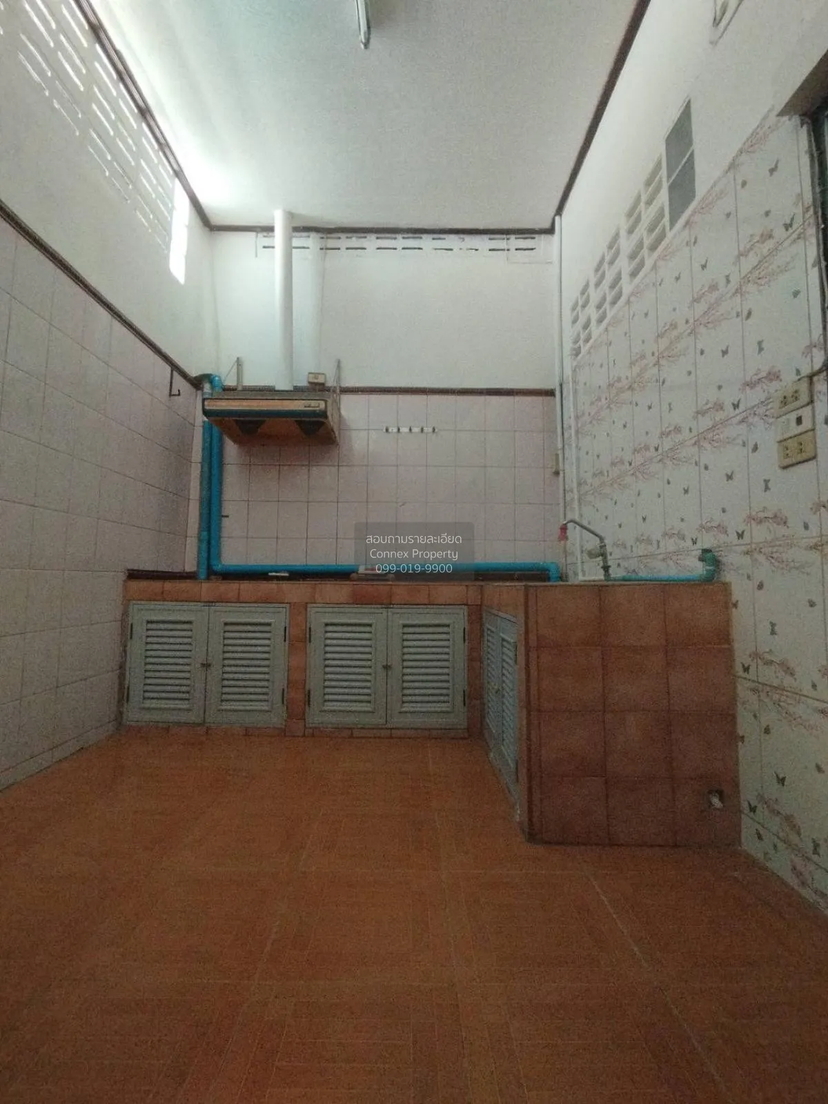 For Sale Townhouse/Townhome  , Taweethong 3  Bang Bo , newly reno