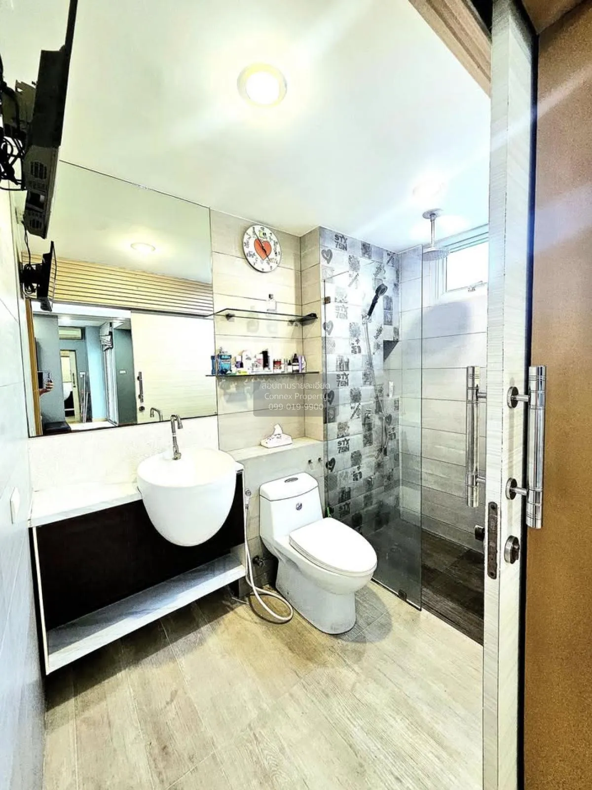 เช่าคอนโด  บ้านกลางกรุงรีสอร์ท รัชดา ซอย7 MRT-ศูนย์วัฒนธรรมแห่งปร