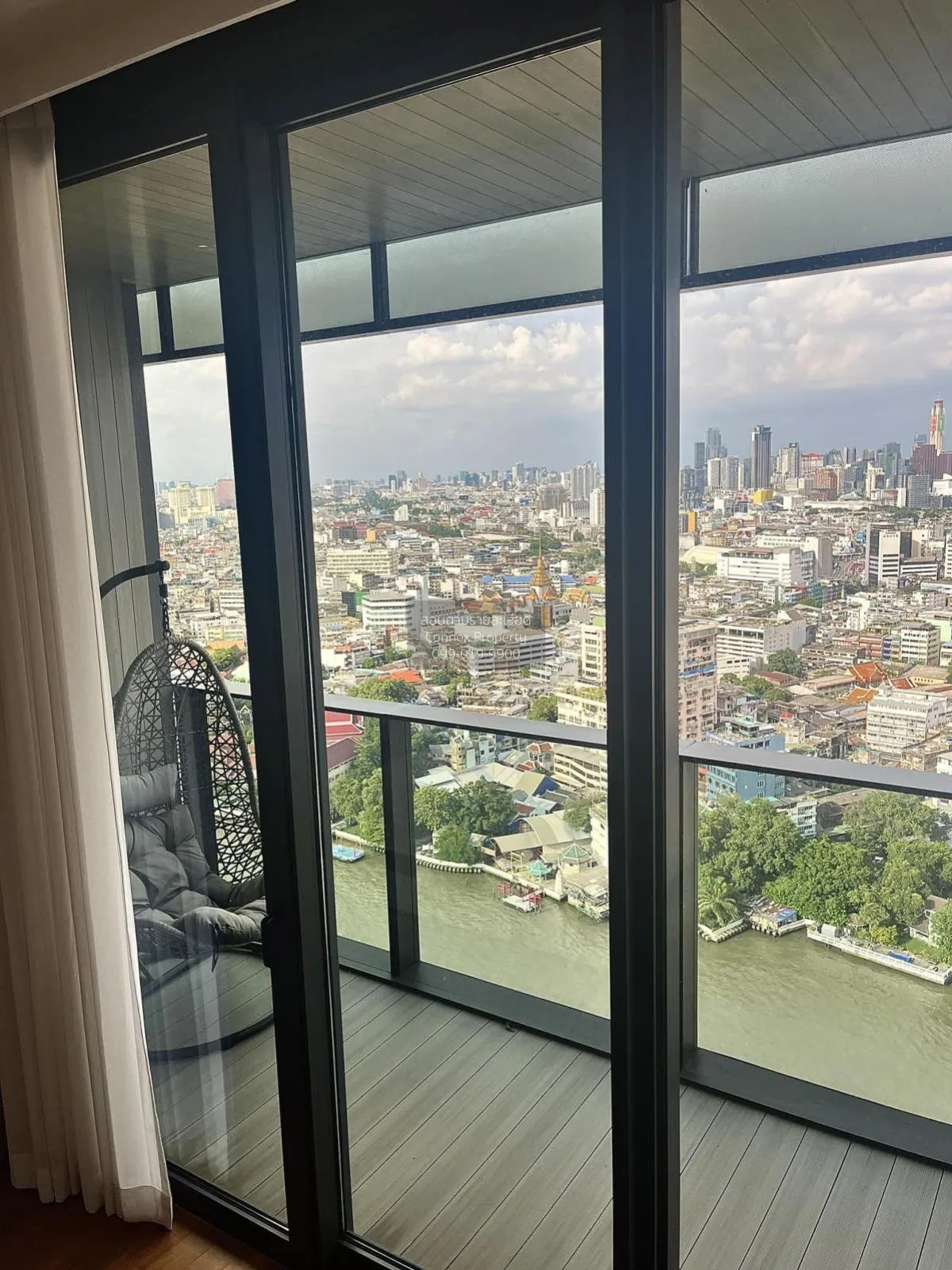 ขายคอนโด  บันยัน ทรี เรสซิเดนซ์ ริเวอร์ไซด์ กรุงเทพ BTS-คลองสาน ค