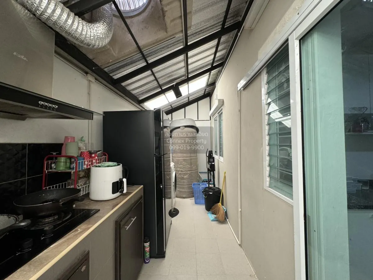 ขายทาวน์เฮ้าส์/ทาวน์โฮม  ไอลีฟ ทาวน์ รังสิต - คลอง 3 หน้ากว้าง บึ 4