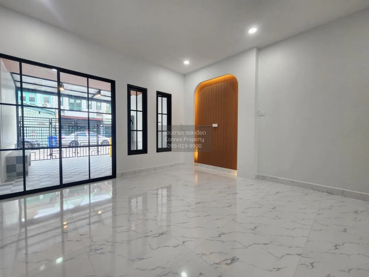 ขายทาวน์เฮ้าส์/ทาวน์โฮม  ดิเอมเมอรัลด์ พาร์ค 3 รีโนเวทใหม่ บางพลั