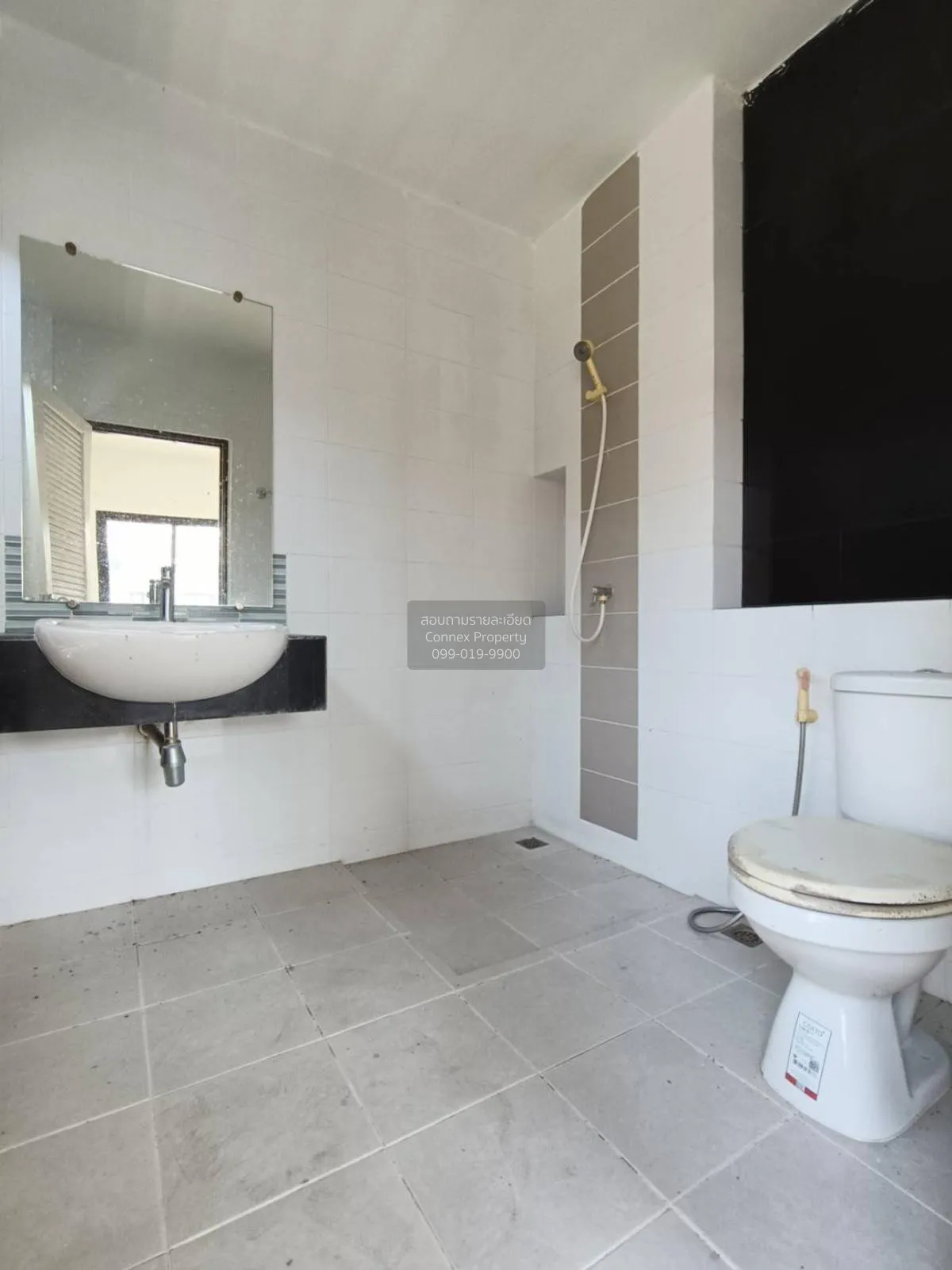 ขายบ้าน  บ้านเบญจพล 3 ห้องมุม หน้ากว้าง วัดประดู่ เมืองสุราษฎร์ธา