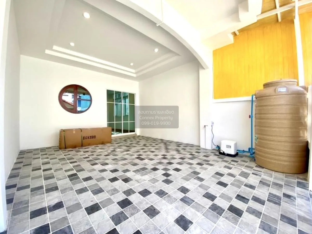 ขายทาวน์เฮ้าส์/ทาวน์โฮม  เลิศอุบล ลำลูกกา คลอง 5 รีโนเวทใหม่ บึงค 2