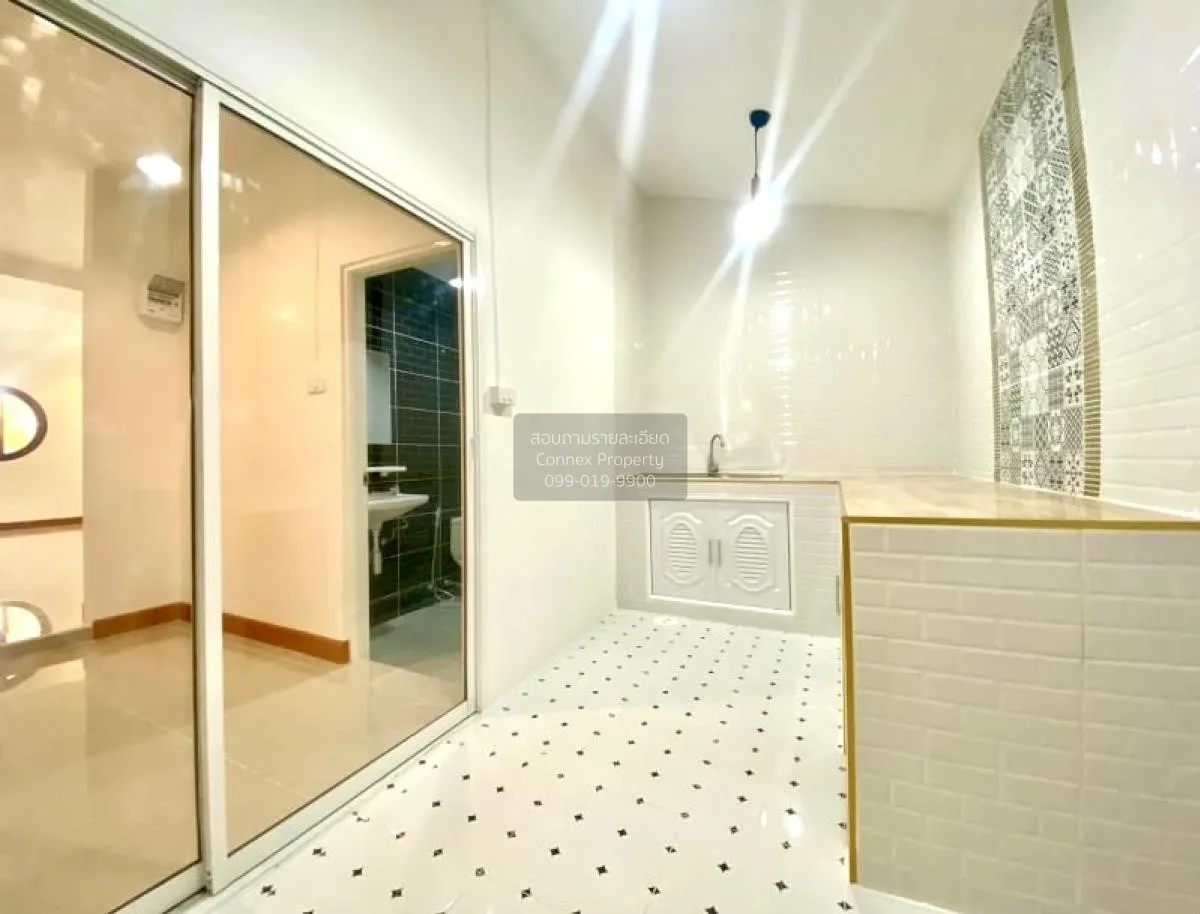 ขายทาวน์เฮ้าส์/ทาวน์โฮม  เลิศอุบล ลำลูกกา คลอง 5 รีโนเวทใหม่ บึงค