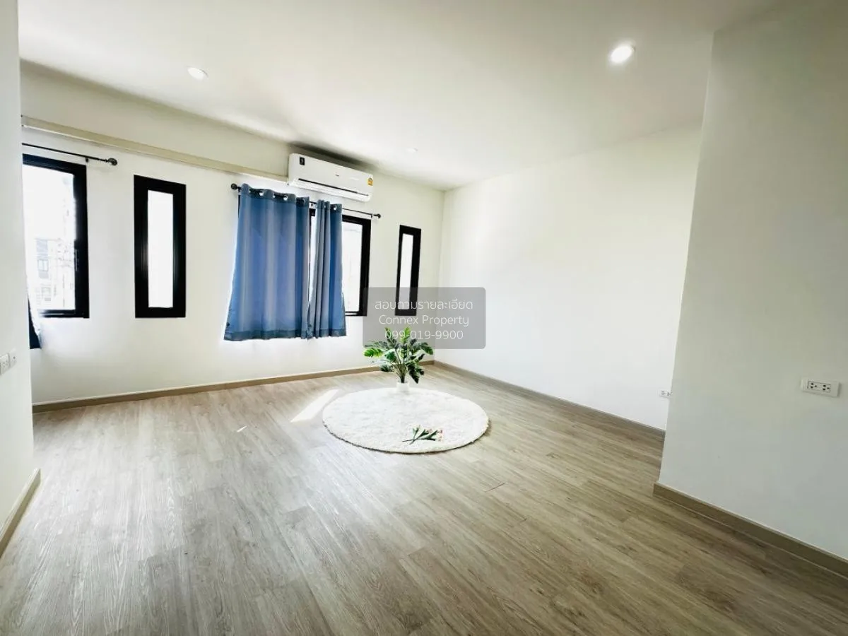 ขายทาวน์เฮ้าส์/ทาวน์โฮม  นิวยอร์ก รังสิต - คลอง 4 รีโนเวทใหม่ บึง