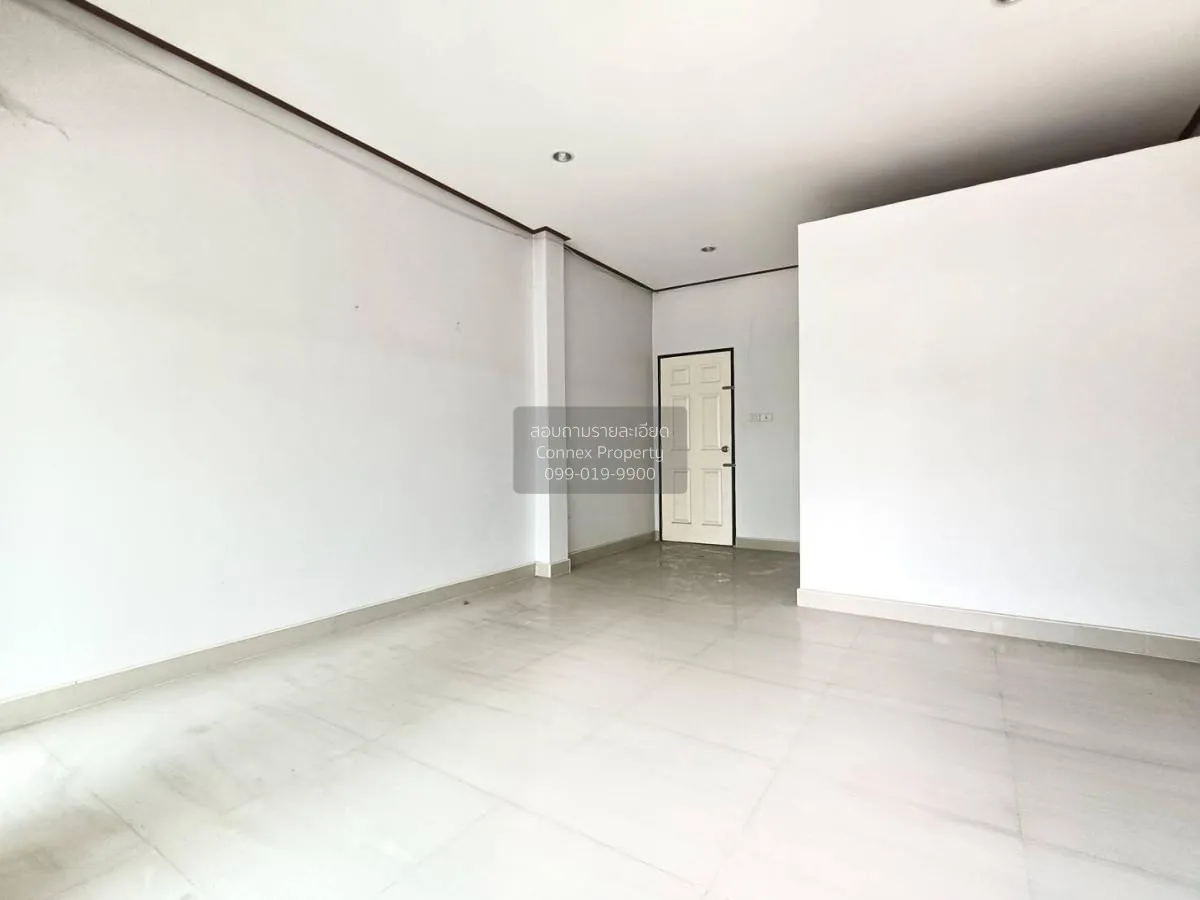 ขายอาคารพาณิชย์ ซีทาวน์โมเดร์นเพลส ห้องมุม หน้ากว้าง วัดประดู่ เม