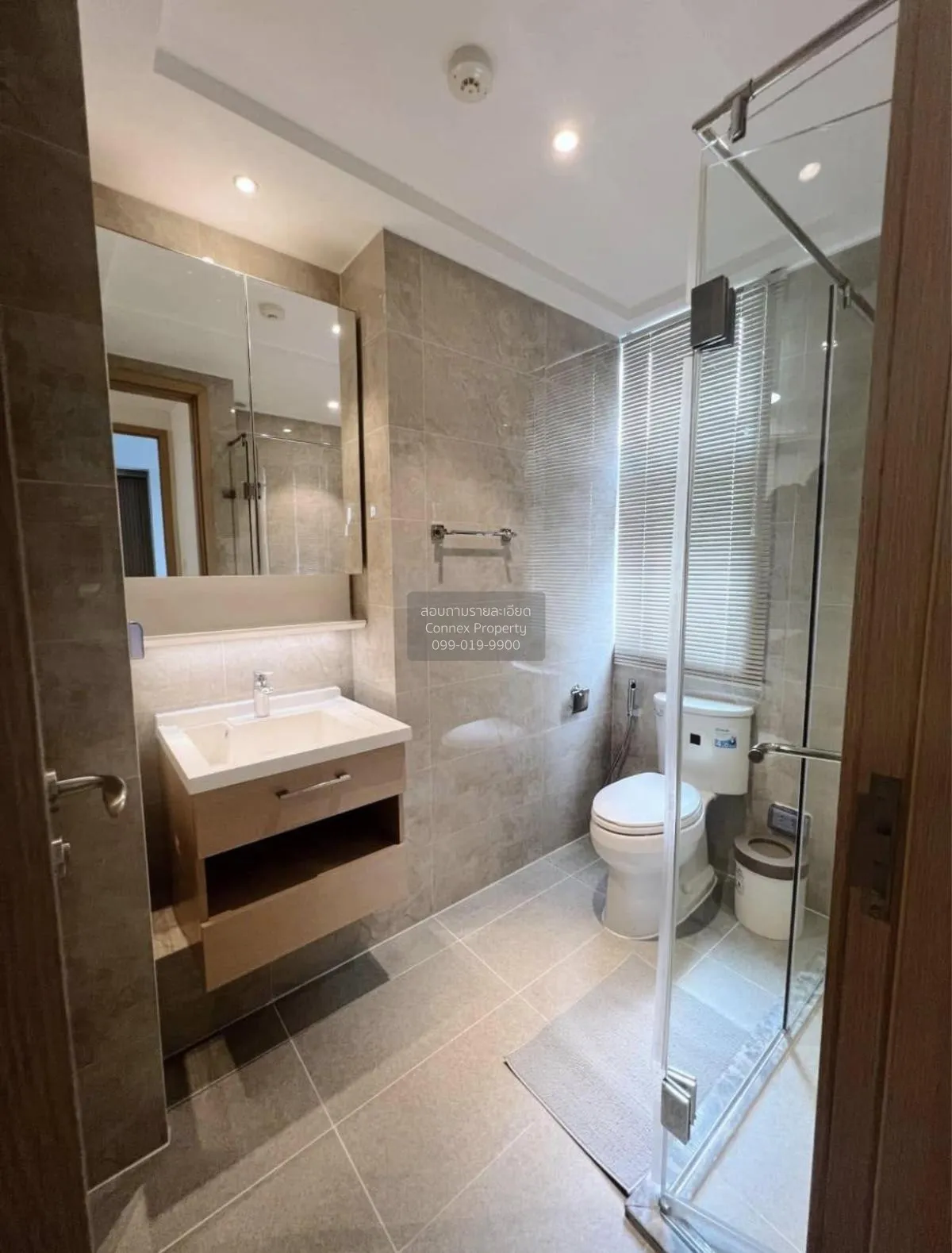 For Rent Condo , Regal Sathon - Naradhiwas , BTS-Chong Nonsi , Th