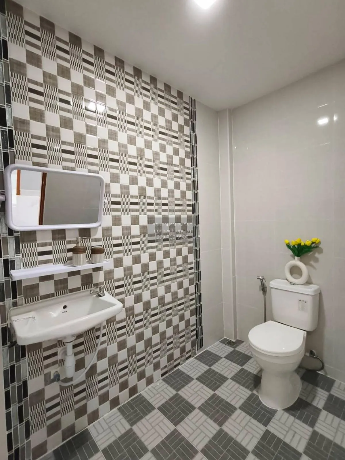 For Sale Townhouse/Townhome  , Baan Nanthawan 5 , newly renovated