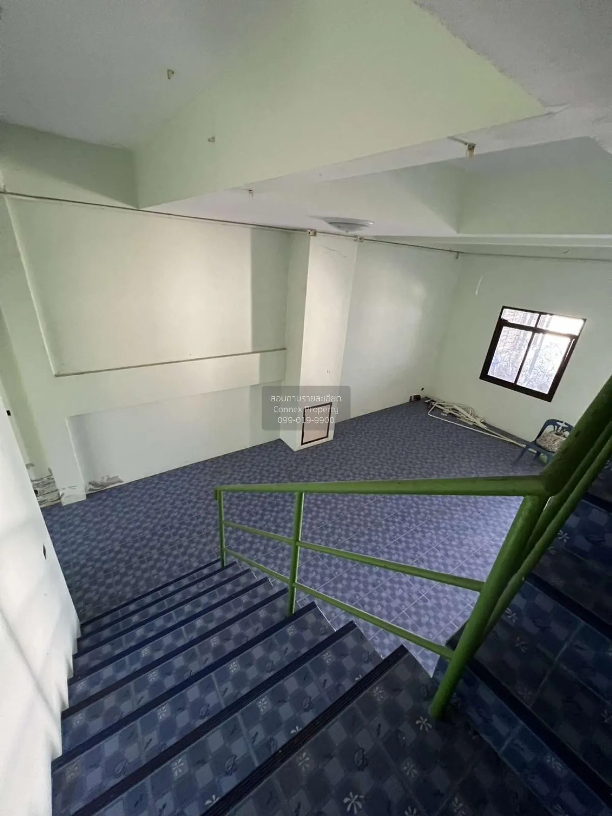 For Sale 2-Storey Townhouse, Samo Phron Area, Soi Chonprathan 40.