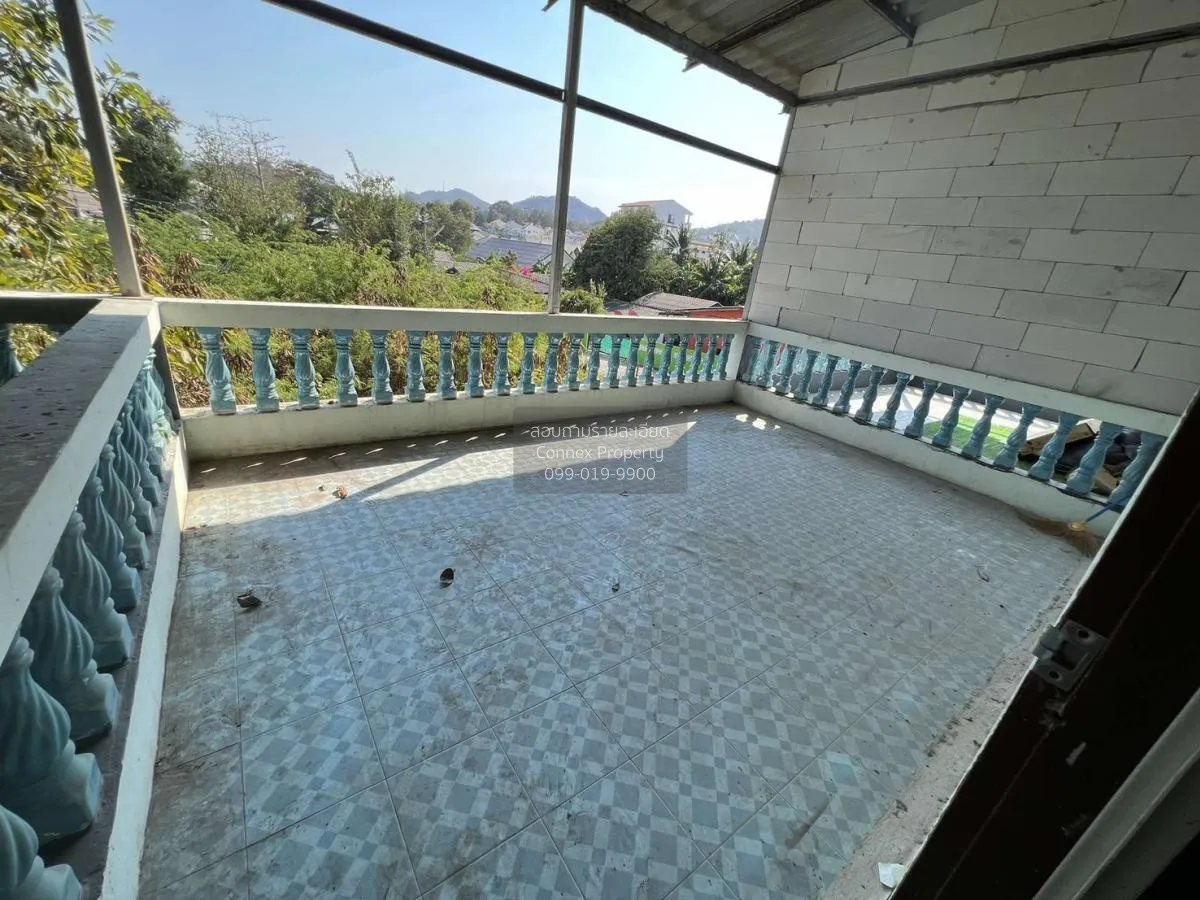 For Sale 2-Storey Townhouse, Samo Phron Area, Soi Chonprathan 40.