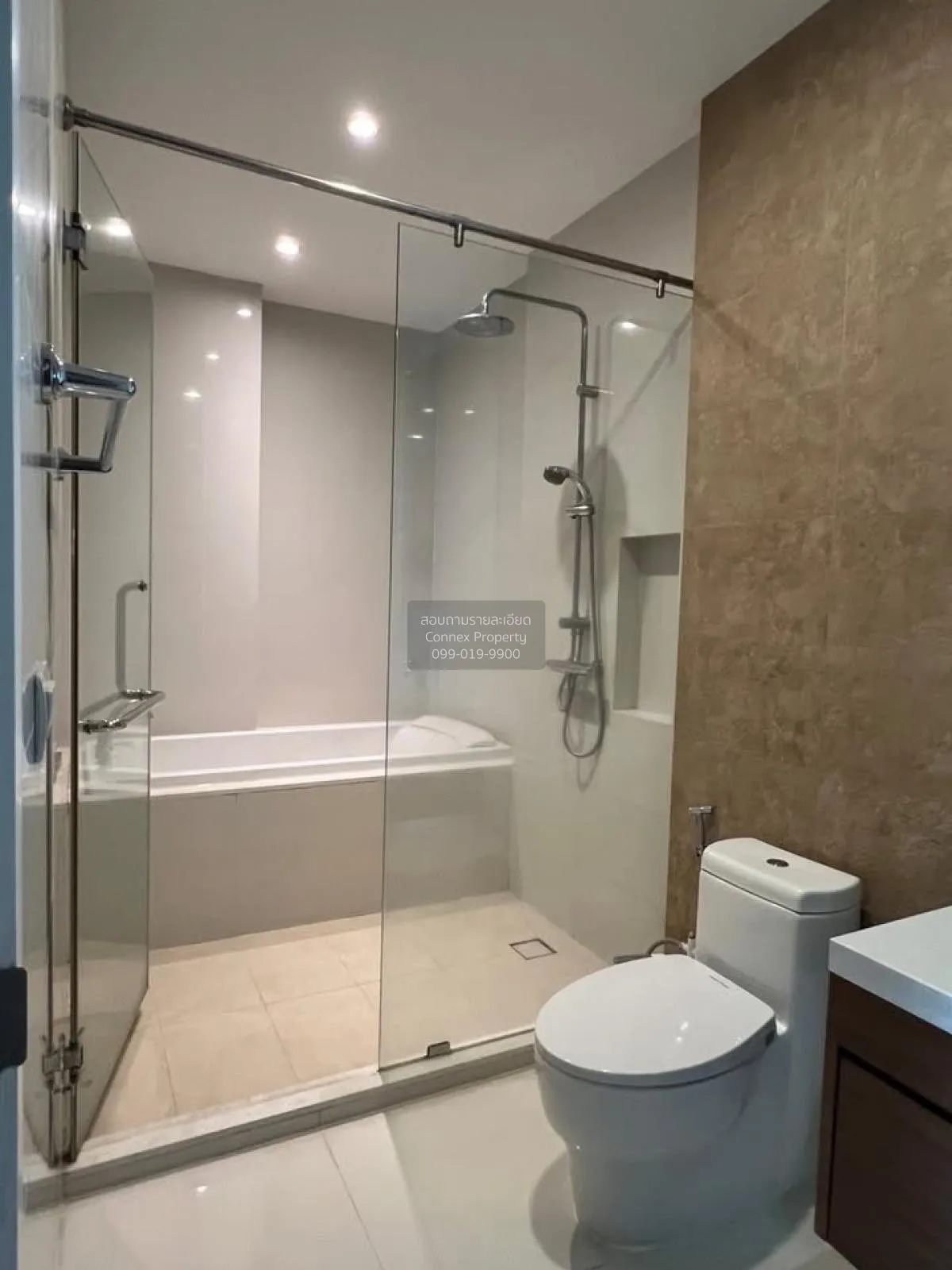 ขายคอนโด  ไบร์ท สุขุมวิท BTS-พร้อมพงษ์ คลองตัน เขต คลองเตย กรุงเท