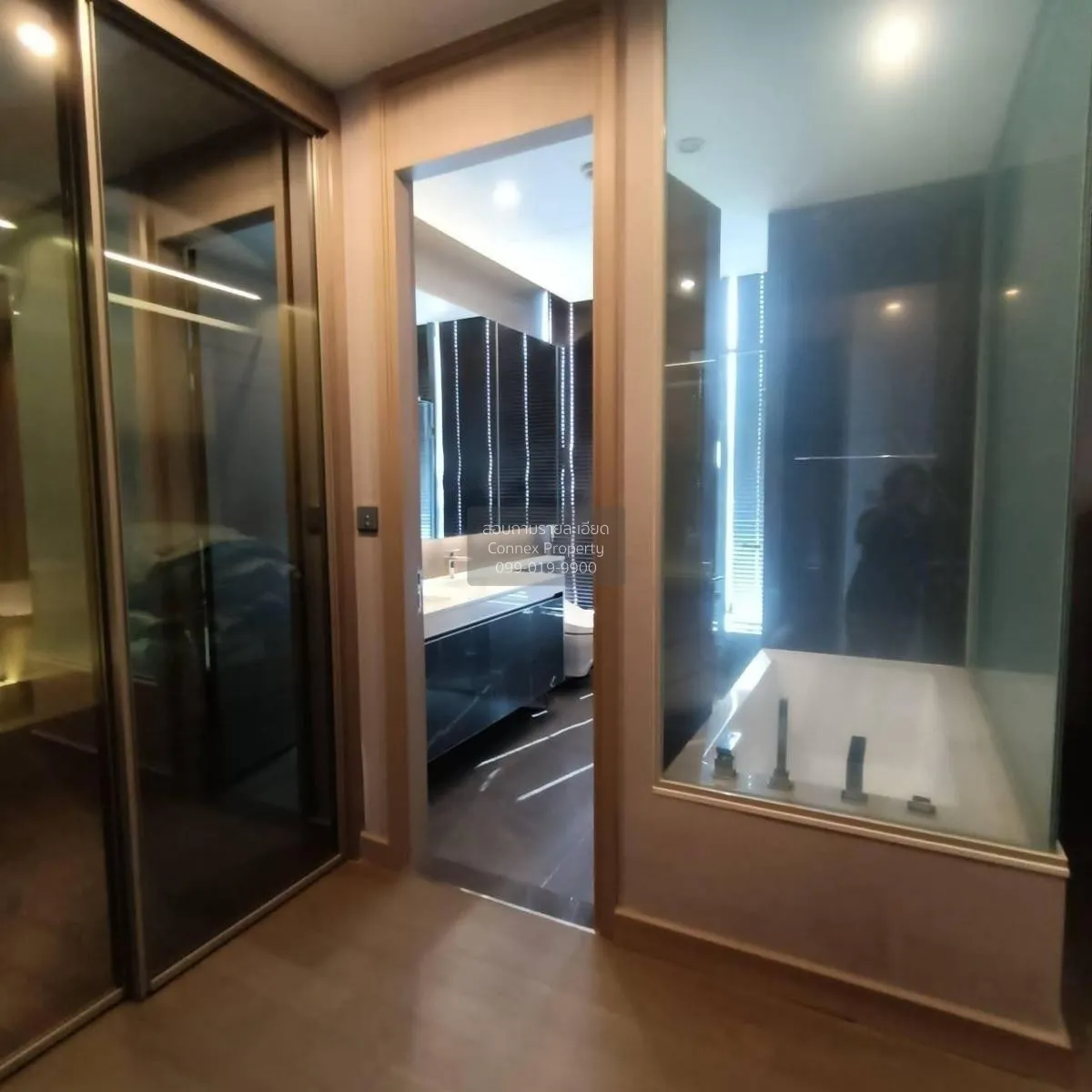 เช่าคอนโด  ดิ เอส แอท สิงห์คอมเพล็กซ์ MRT-เพชรบุรี บางกะปิ เขต ห้