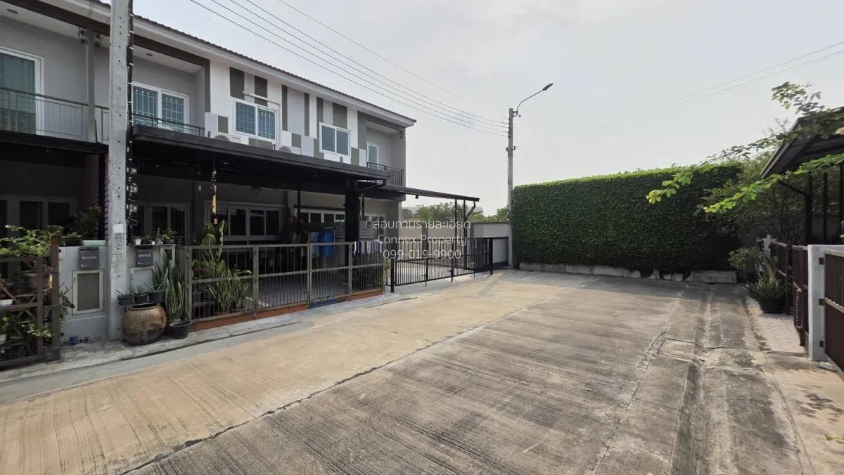 ขายทาวน์เฮ้าส์/ทาวน์โฮม  ซื่อตรง โคซี่ บางบัวทอง-340 (บางใหญ่) ละ 3
