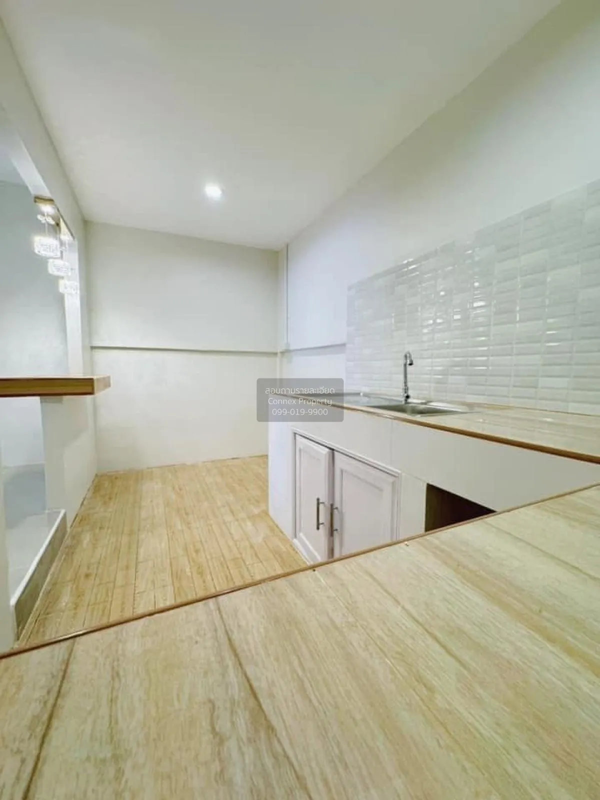 ขายทาวน์เฮ้าส์/ทาวน์โฮม  บ้านวโรชา 2 รีโนเวทใหม่ บางบอน เขต บางบอ