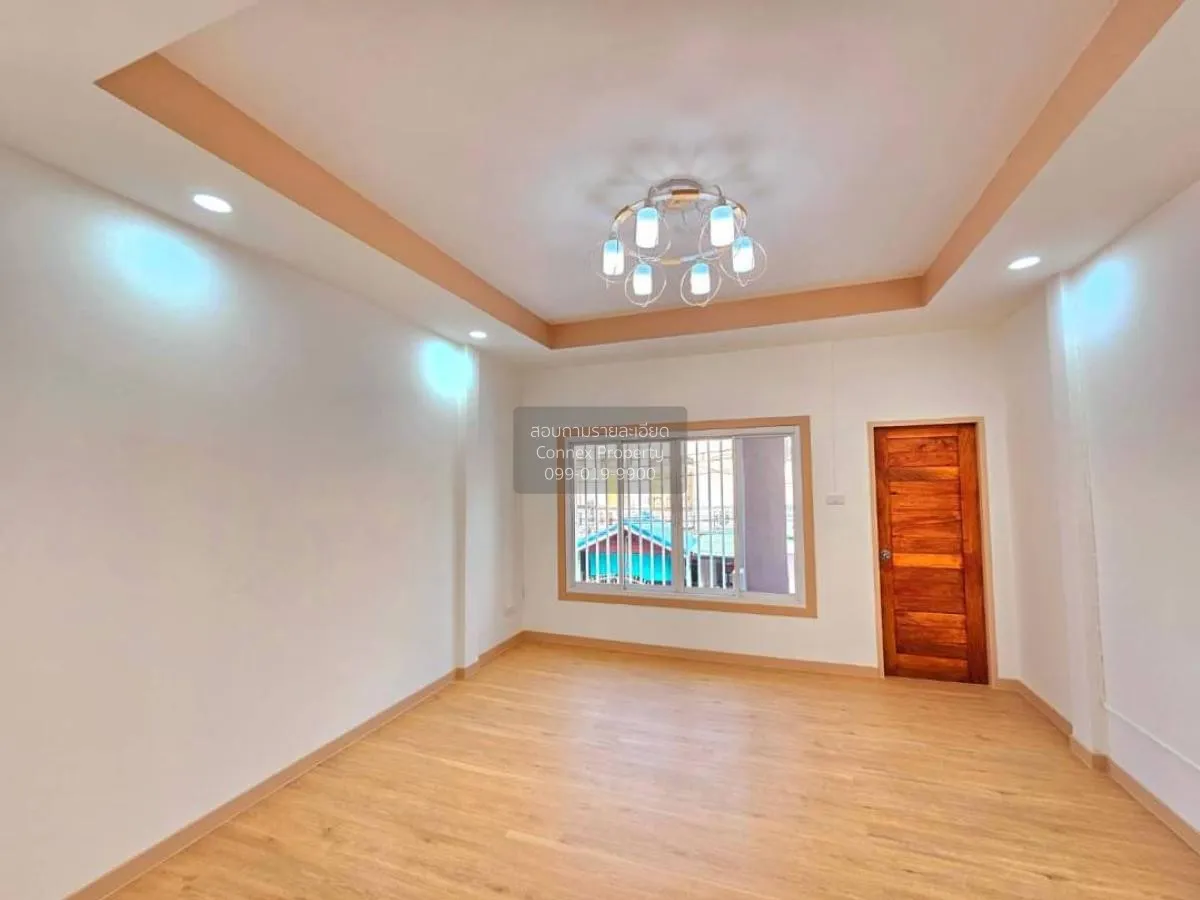 For Sale Townhouse/Townhome  , Baan Pichada , newly renovated , P