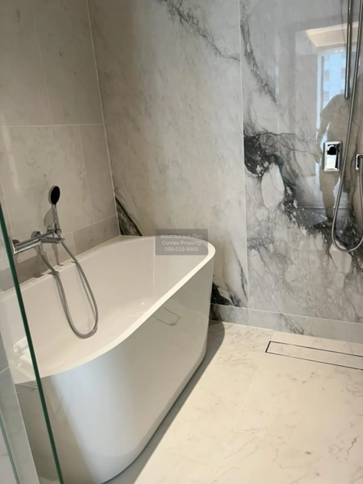 For Sale Condo , Tonson One Residence , corner unit , BTS-Phloen 