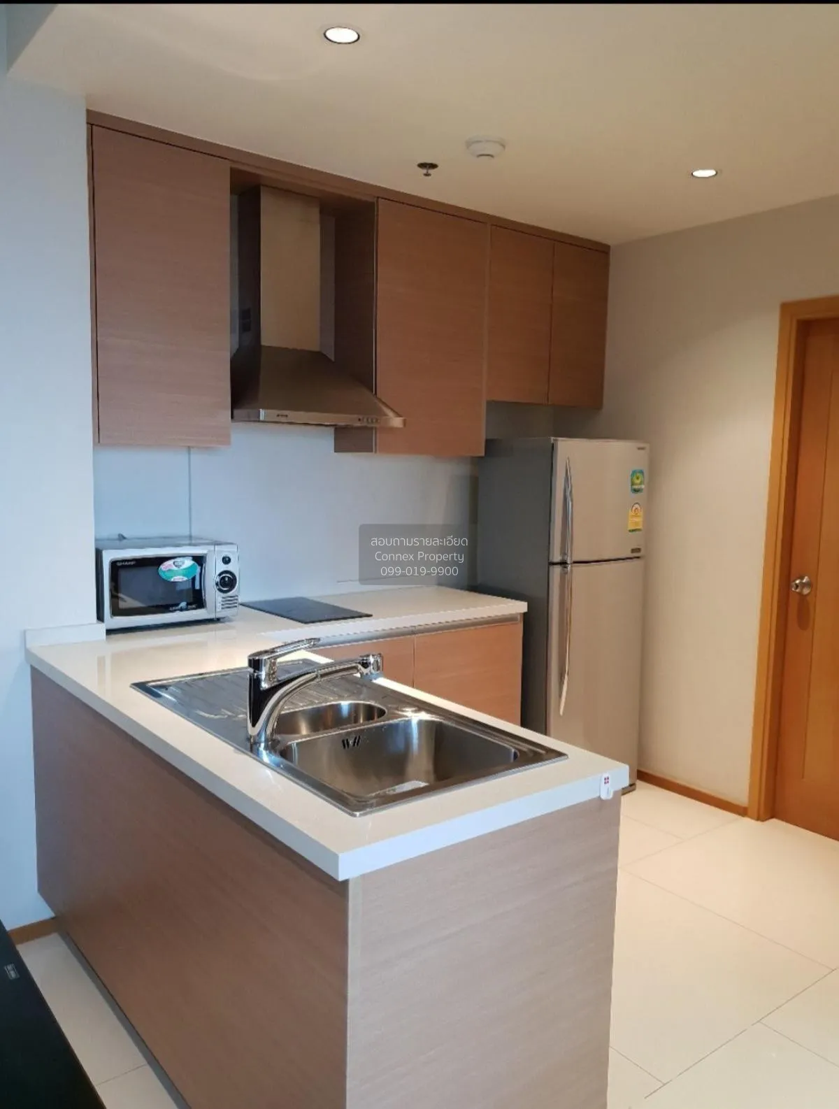 เช่าคอนโด  ดิ เอ็มโพริโอ เพลส BTS-พร้อมพงษ์ คลองเตย เขต คลองเตย ก