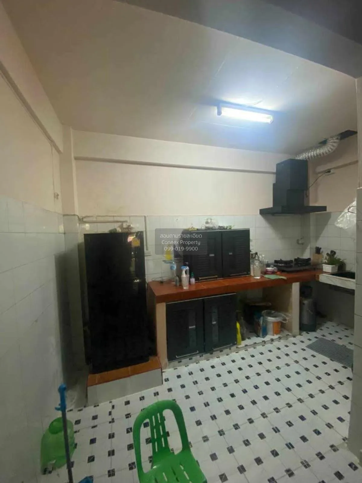 ขายทาวน์เฮ้าส์/ทาวน์โฮม  หมู่บ้านไพโรจน์ บางนาเหนือ เขต บางนา กรุ 4