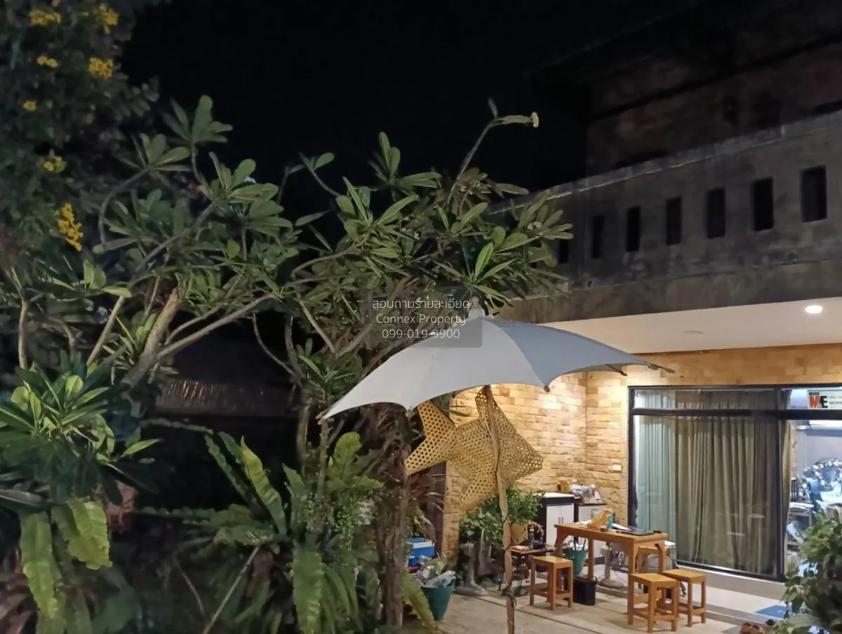 For Sale House with land Northern Rangsit Golf Course , Phayom , 