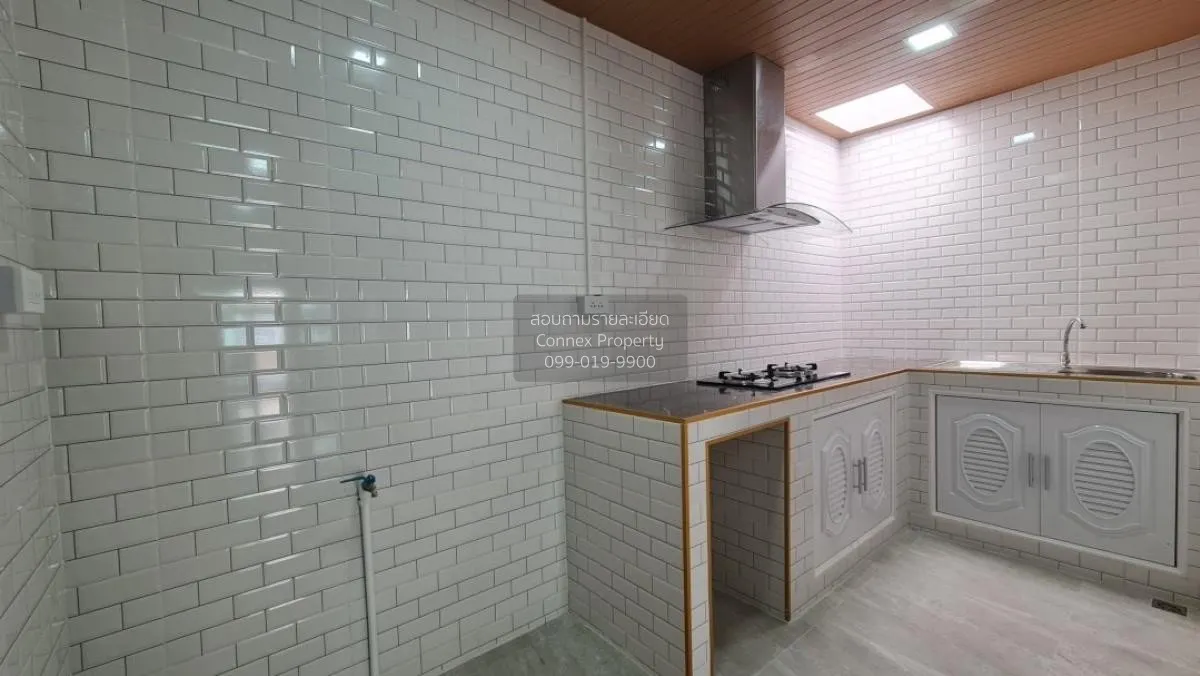 For Sale Townhouse/Townhome  , K.C. Ramindra 1 , Sam Wa Tawan Tok