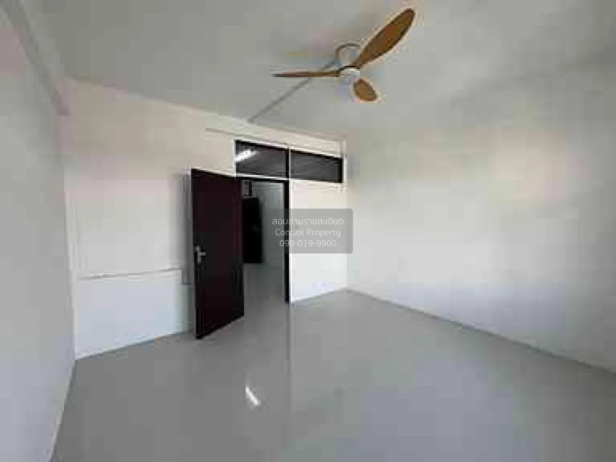 For Sale 3-storey commercial building, Ramkhamhaeng 32 , Hua Mak 