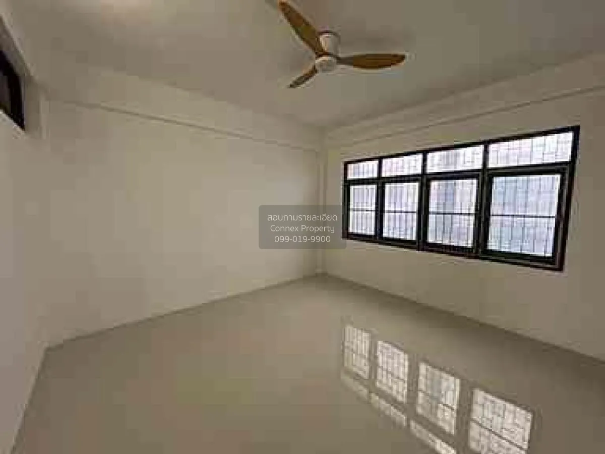 For Sale 3-storey commercial building, Ramkhamhaeng 32 , Hua Mak 