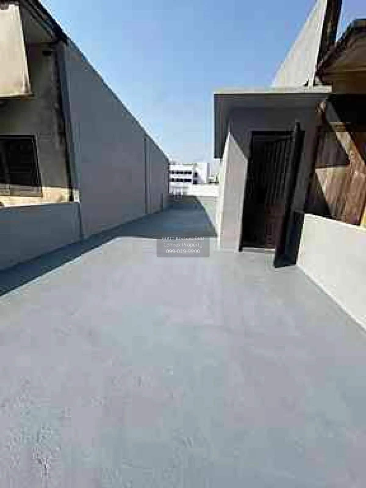 For Sale 3-storey commercial building, Ramkhamhaeng 32 , Hua Mak 