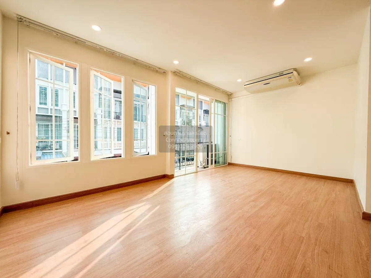 For Sale Townhouse/Townhome  , Golden City Pinklao - Charansanitw