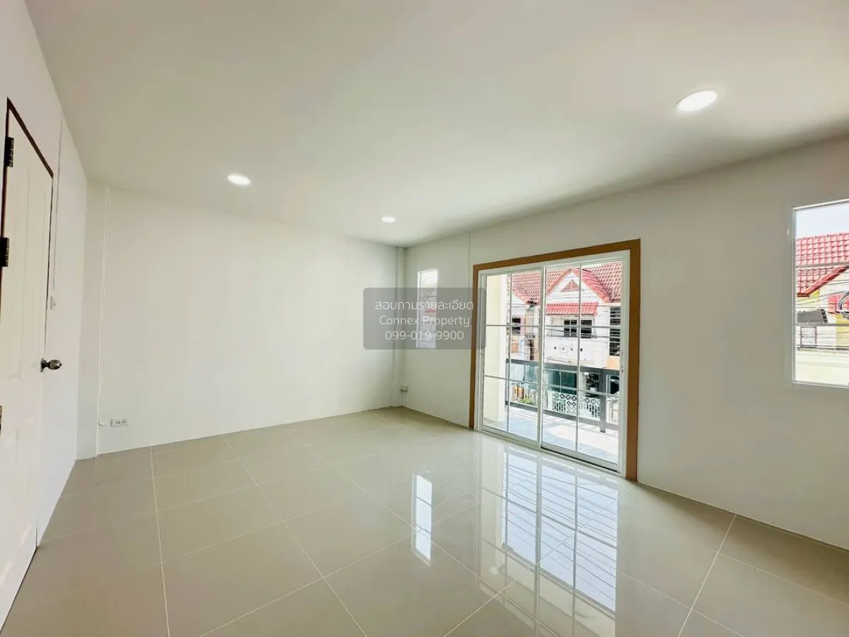 ขายทาวน์เฮ้าส์/ทาวน์โฮม  สวีทโฮม ปาร์ค บางบัวทอง รีโนเวทใหม่ บางบ