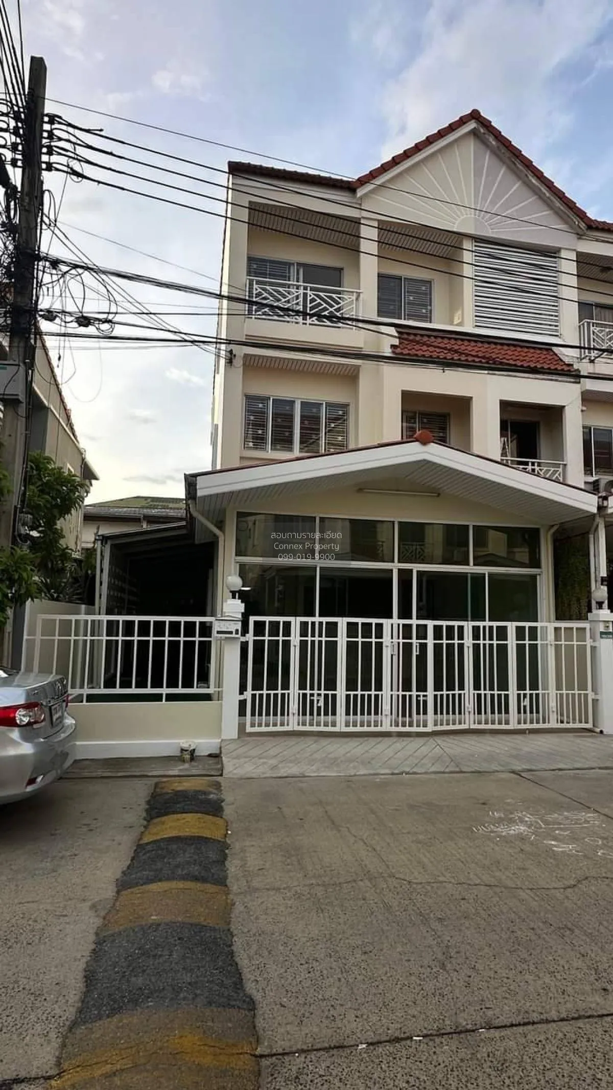 For Sale Townhouse/Townhome  , Suan Non Ville Tha It , newly reno 1