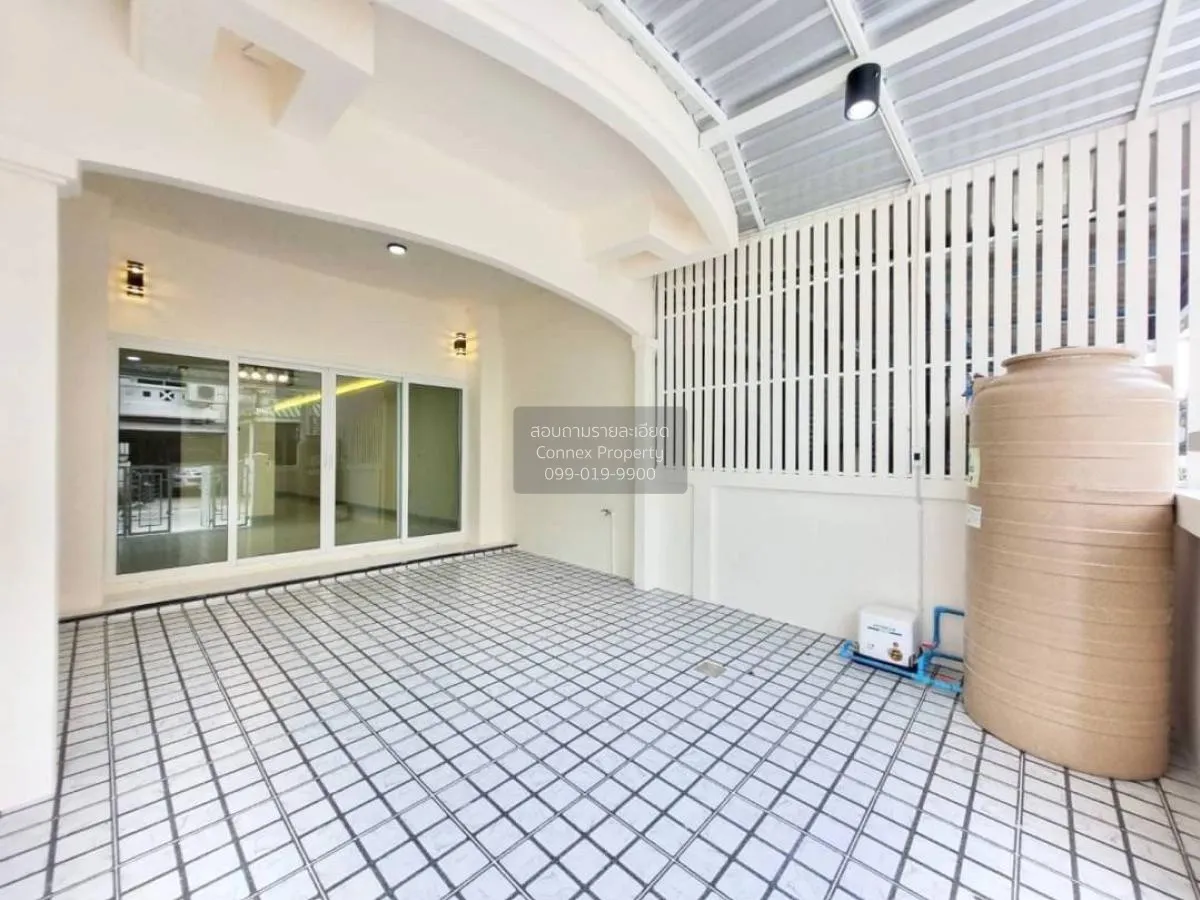 ขายทาวน์เฮ้าส์/ทาวน์โฮม  นิวเวิลด์วิลล์ รีโนเวทใหม่ ละหาร บางบัวท 3