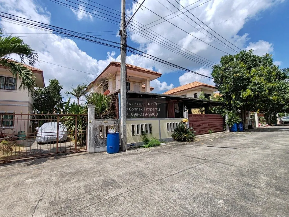 For Sale House , Arisara 3 Phase 2 , Khlong Phra Udom , Lat Lum K 1