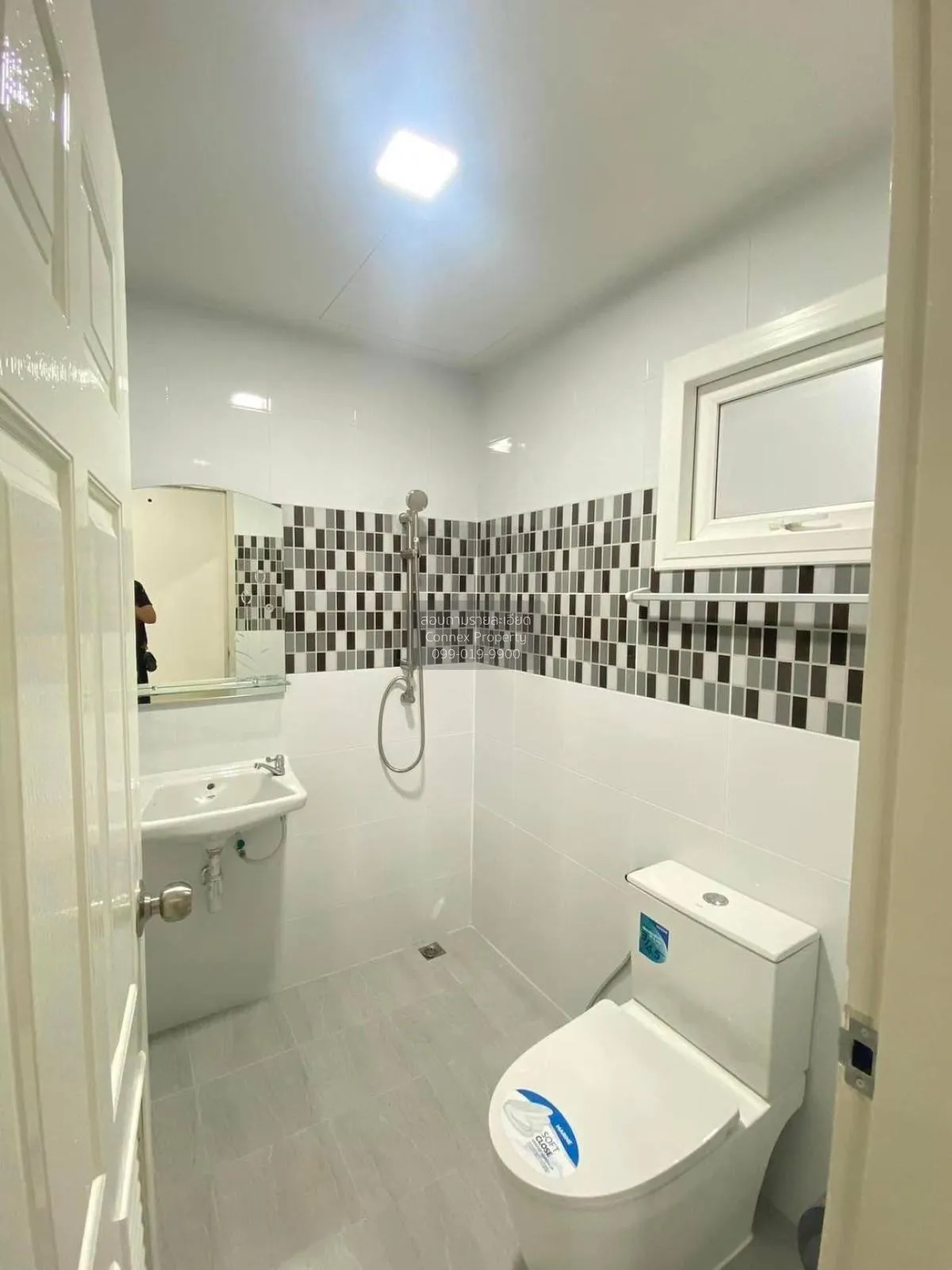 ขายทาวน์เฮ้าส์/ทาวน์โฮม  โนโว วิลล์ วงแหวน-ลำลูกกา คลอง 5 รีโนเวท