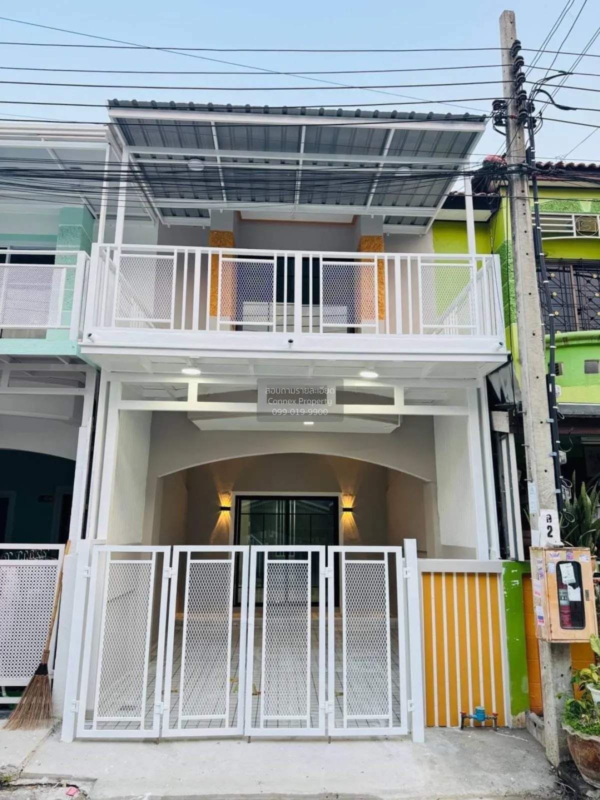 ขายทาวน์เฮ้าส์/ทาวน์โฮม  บ้านปิยวรารมย์ 3 รีโนเวทใหม่ ไทรน้อย ไทร 1