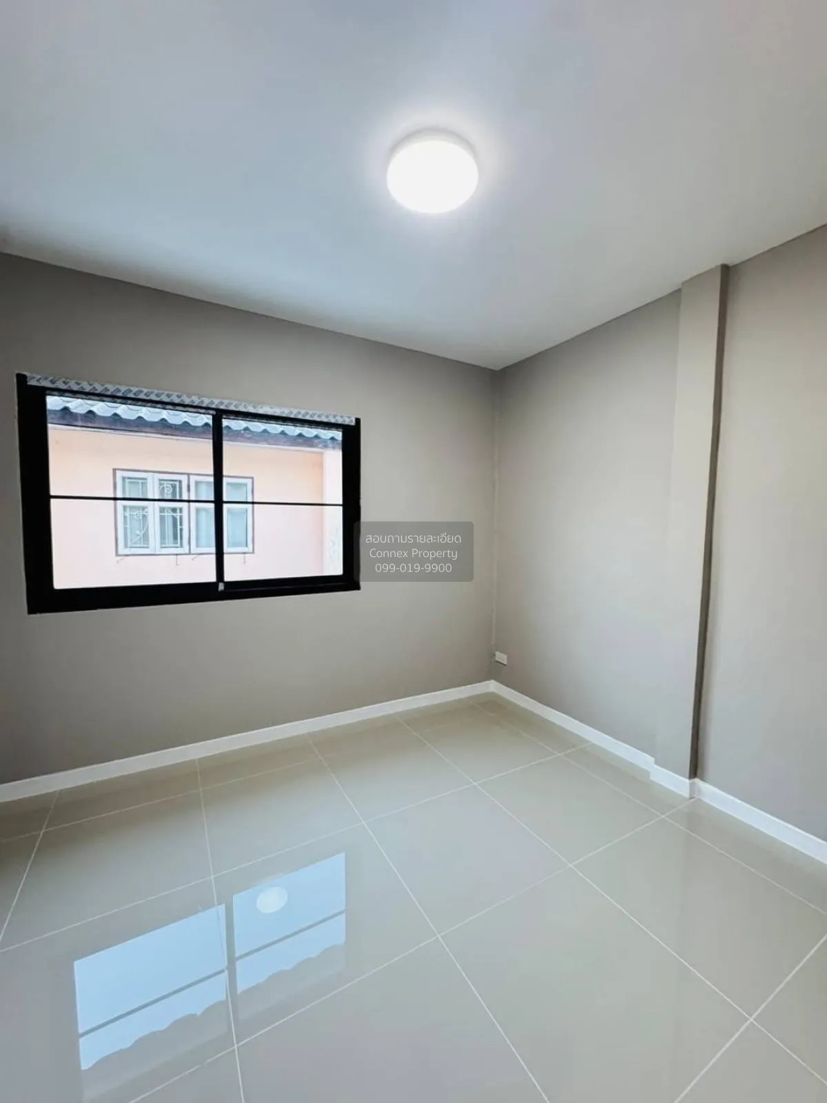 ขายทาวน์เฮ้าส์/ทาวน์โฮม  บ้านปิยวรารมย์ 3 รีโนเวทใหม่ ไทรน้อย ไทร