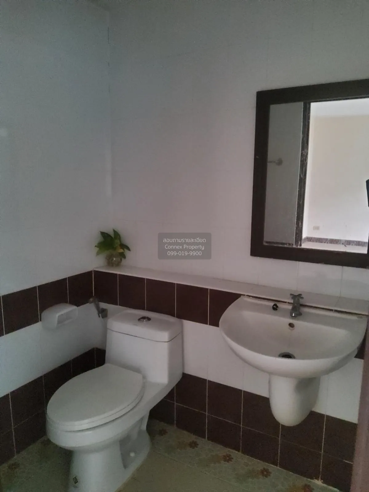 For Sale Townhouse/Townhome  , DD Land and House Sriracha , Bueng