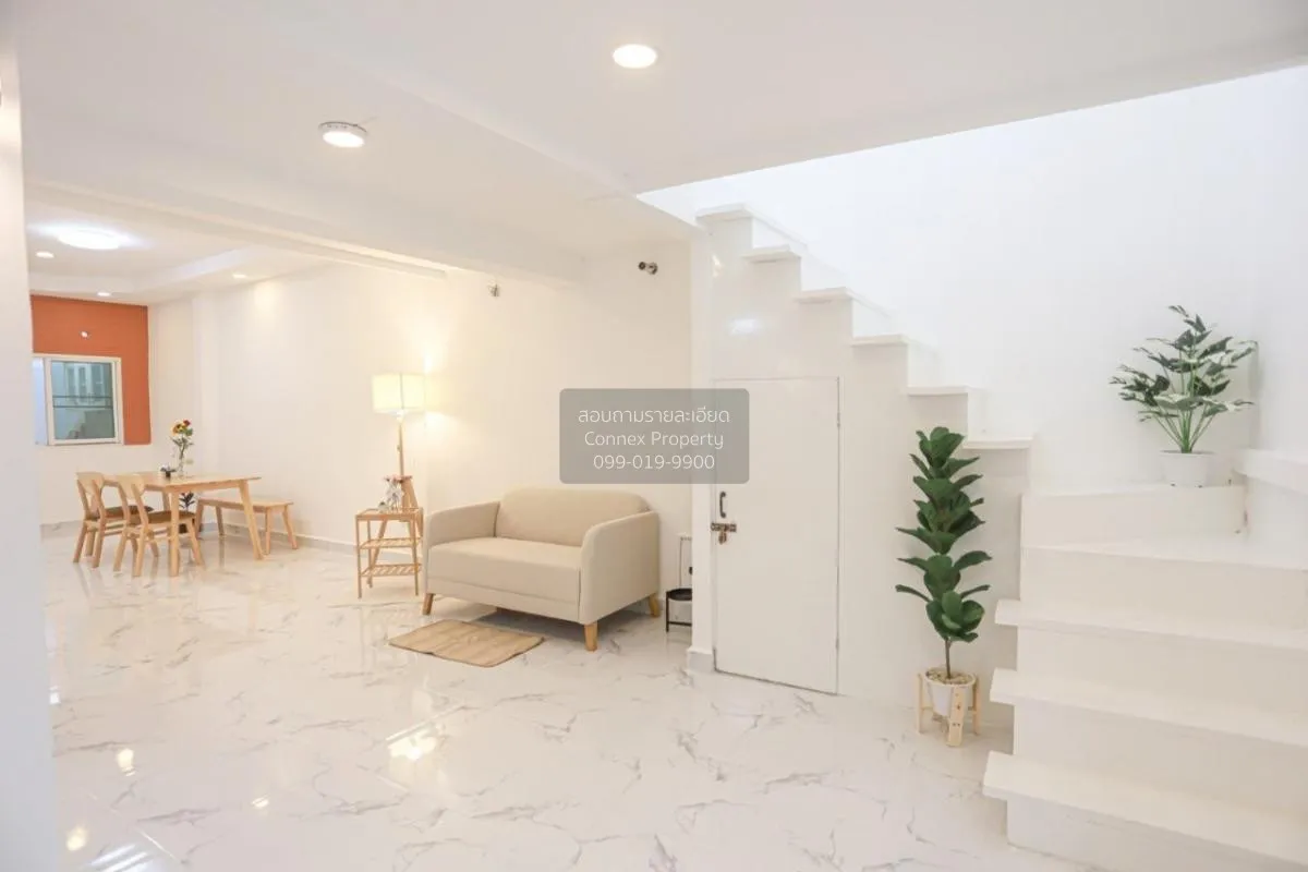 ขายทาวน์เฮ้าส์/ทาวน์โฮม  บ้านเฟรนชิฟ รีโนเวทใหม่ ลาดพร้าว เขต ลาด 2