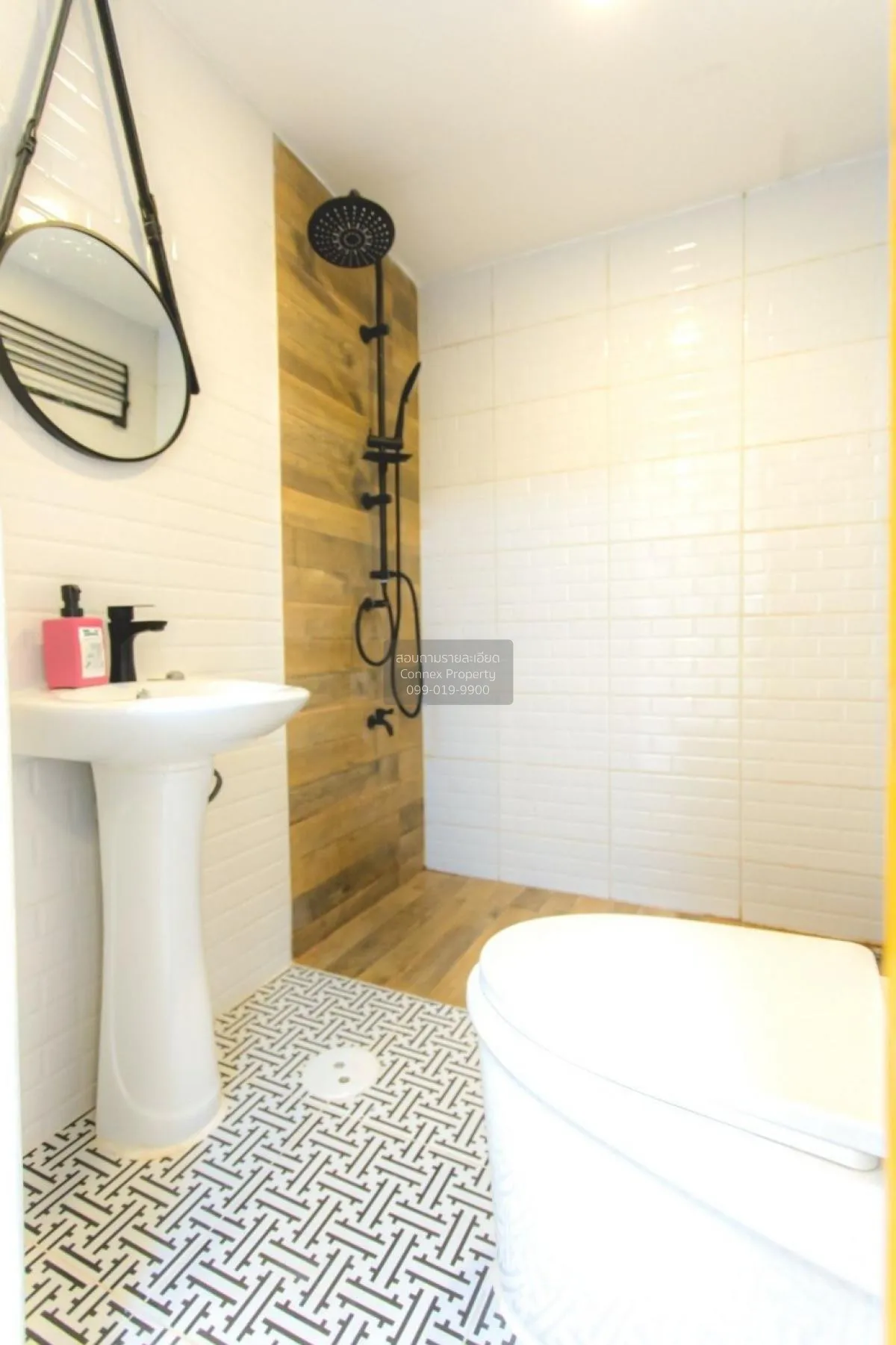 ขายทาวน์เฮ้าส์/ทาวน์โฮม  บ้านเฟรนชิฟ รีโนเวทใหม่ ลาดพร้าว เขต ลาด