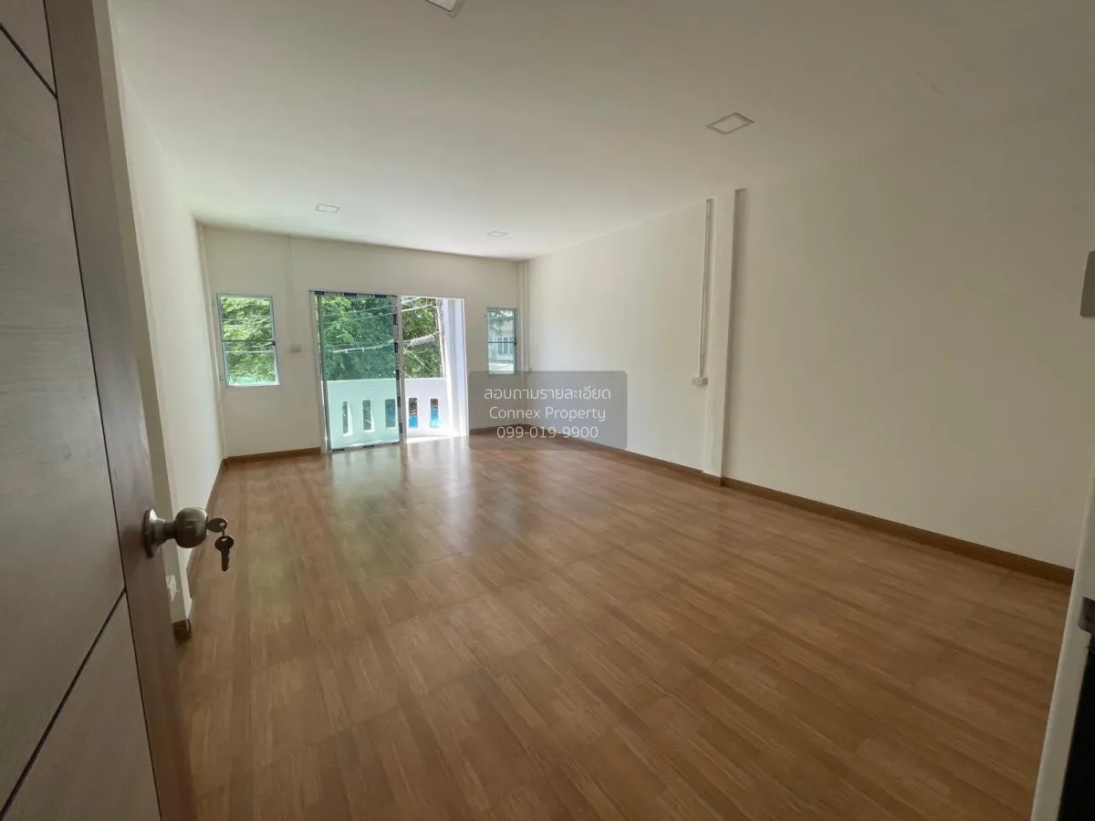 ขายทาวน์เฮ้าส์/ทาวน์โฮม  แลนด์วิลล่า รีโนเวทใหม่ บางบัวทอง บางบัว