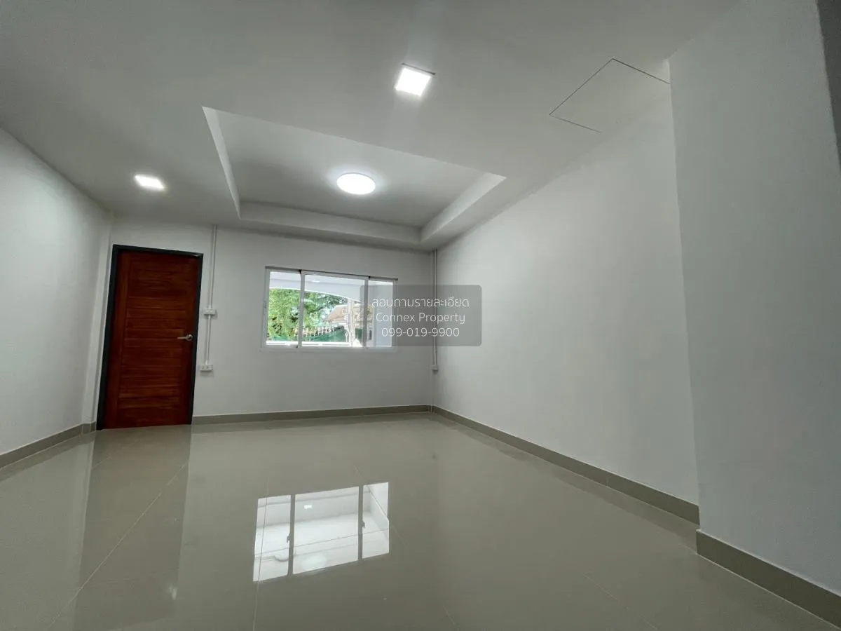 ขายทาวน์เฮ้าส์/ทาวน์โฮม  แลนด์วิลล่า รีโนเวทใหม่ บางบัวทอง บางบัว