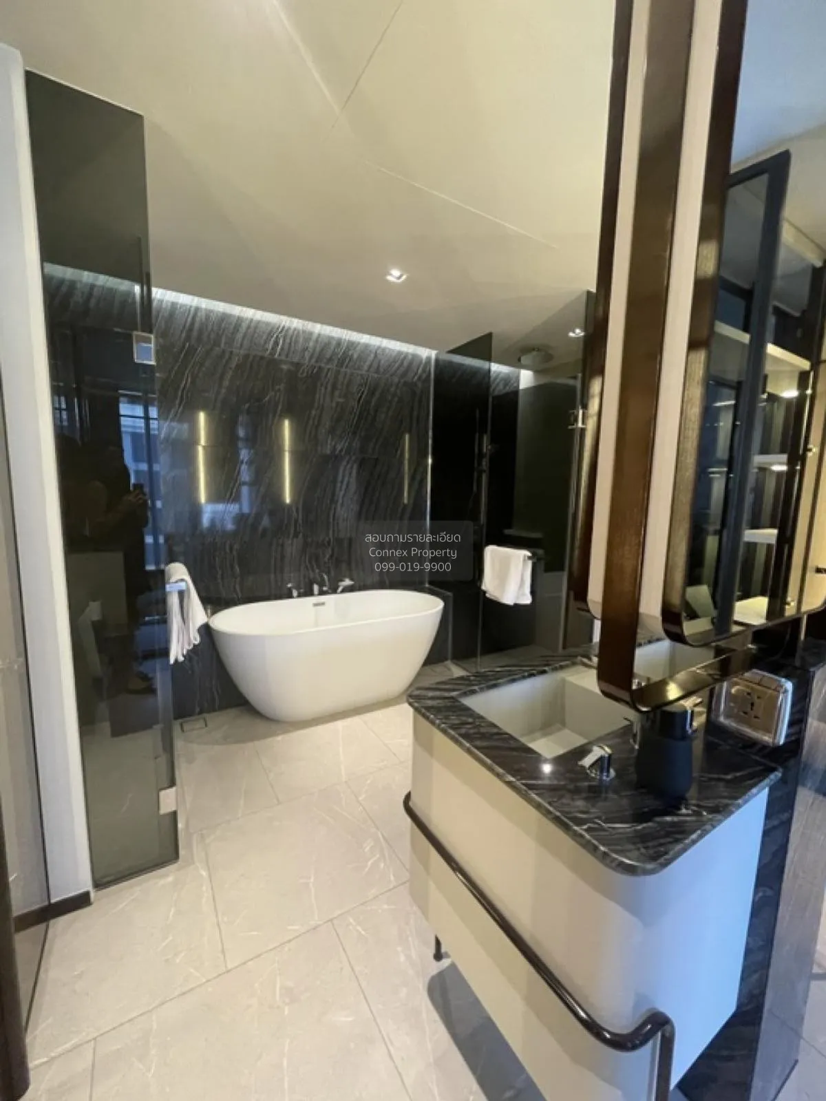 เช่าคอนโด  เดอะ รีเซิร์ฟ 61 ไฮด์อะเวย์ BTS-เอกมัย คลองเตยเหนือ เข