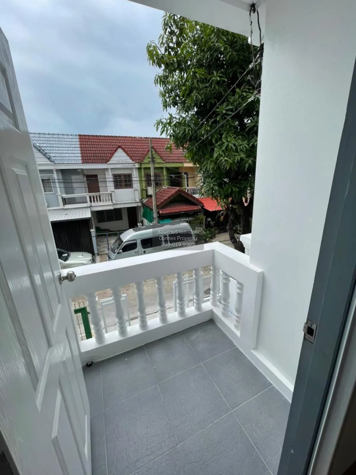 For Sale Townhouse/Townhome  , Por. Pasuk Nives , newly renovated