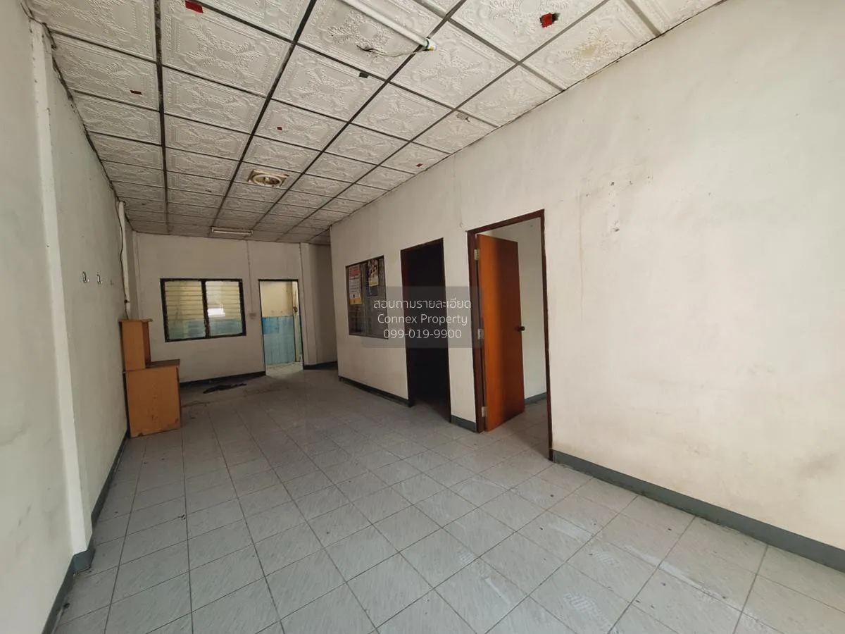 For Sale Townhouse/Townhome  , Sompreeda , Thung Sukhla , Si Rach 4