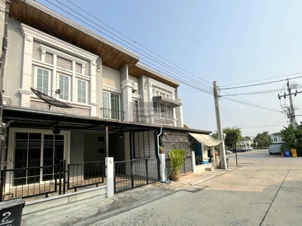 ขายทาวน์เฮ้าส์/ทาวน์โฮม  โกลเด้น ทาวน์ วงศ์สว่าง - แคราย สวนใหญ่  2