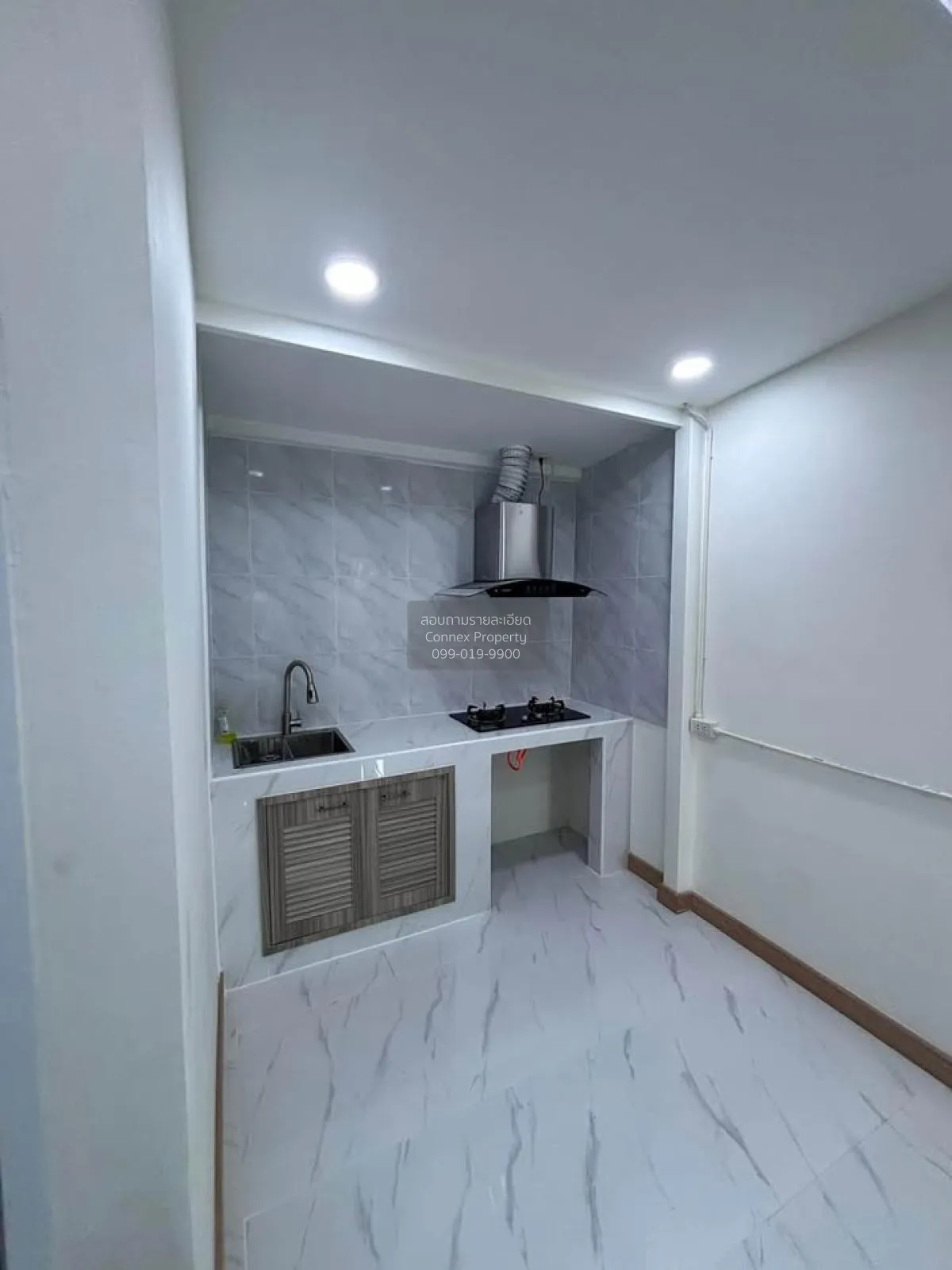 ขายทาวน์เฮ้าส์/ทาวน์โฮม  บ้านศิริสุข ดอนเมือง ห้องมุม หน้ากว้าง ร