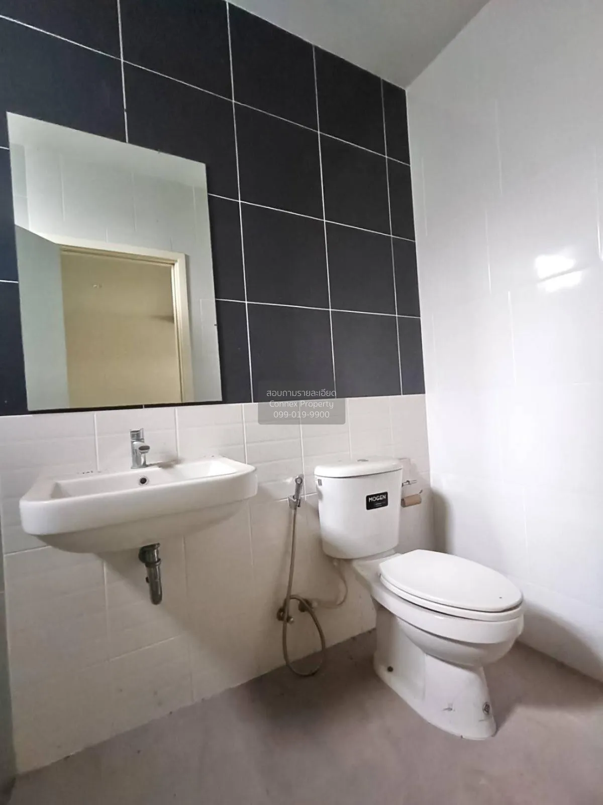 ขายทาวน์เฮ้าส์/ทาวน์โฮม  เอสเกต กรุงเทพฯ-ปทุมธานี บางเดื่อ เมืองป