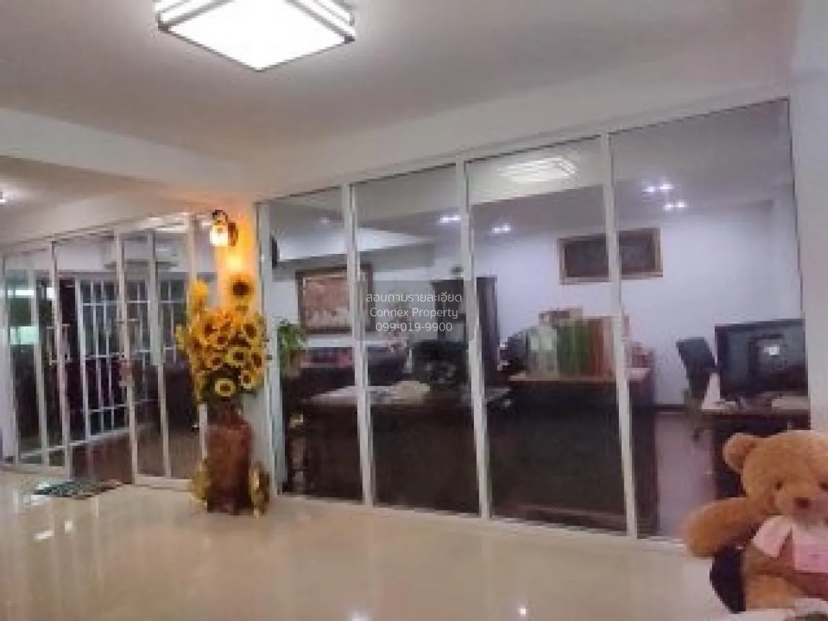 ขายอาคารพาณิชย์ 3 ชั้น ซอยประชาอุทิศ 97/4 ห้องมุม รีโนเวทใหม่ ทุ่ 1