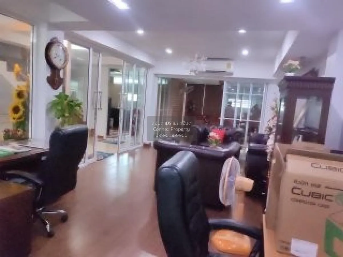 ขายอาคารพาณิชย์ 3 ชั้น ซอยประชาอุทิศ 97/4 ห้องมุม รีโนเวทใหม่ ทุ่ 2