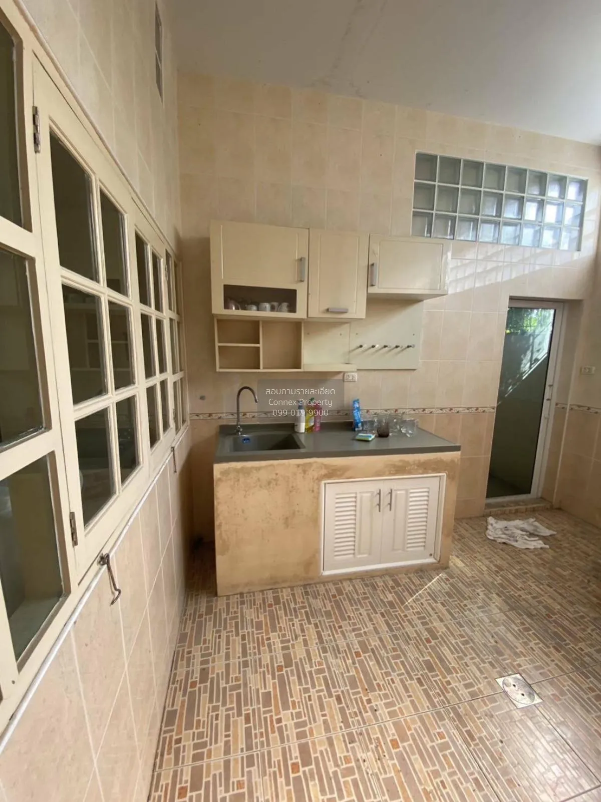 For Sale Townhouse/Townhome  , Able Land , Mahasawat , Bang Kruai